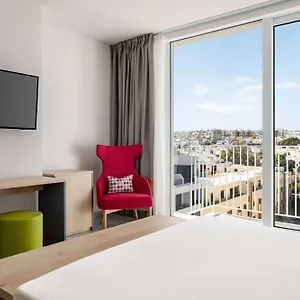 Quadro Hotel, Trademark Collection By Wyndham 3* San Ġiljan