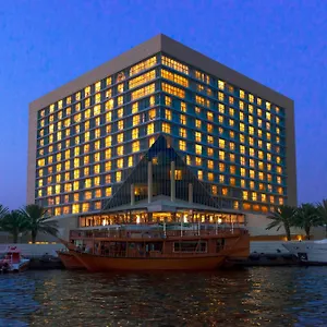 فندق شيراتون كريك *****